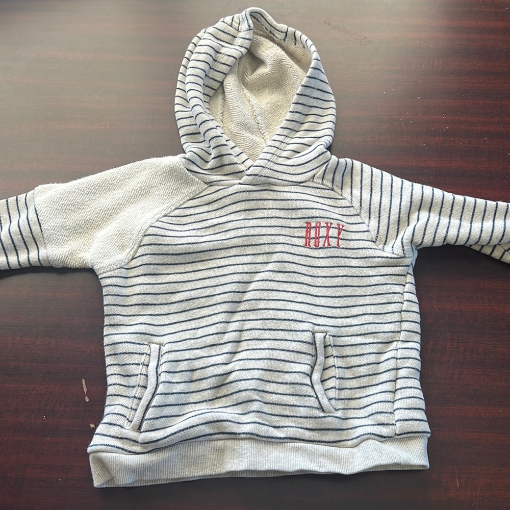 Cozy Roxy girls hoodie